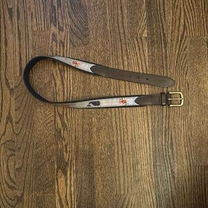 Vineyard Vines belt size 32
